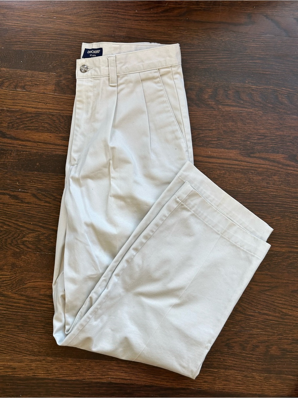 Dockers Light Tan Pleated Front Chino Pants